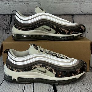 Nike Air Max 97 Premium Future Forward Sneakers Size 9 (Style # 917646-201)